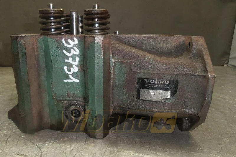 Volvo D16 1001676 - اسطوانة رئيس - آلات البناء: صور 1 Volvo D16 1001676 - اسطوانة رئيس - آلات البناء: صور 1