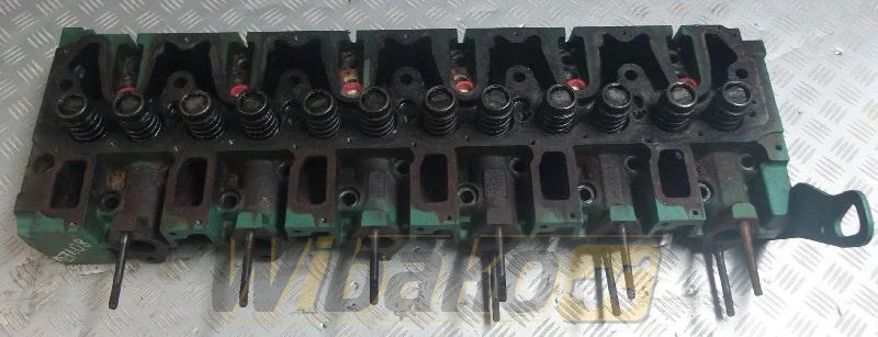 Volvo TAD650 04515636 - اسطوانة رئيس - آلات البناء: صور 1 Volvo TAD650 04515636 - اسطوانة رئيس - آلات البناء: صور 1