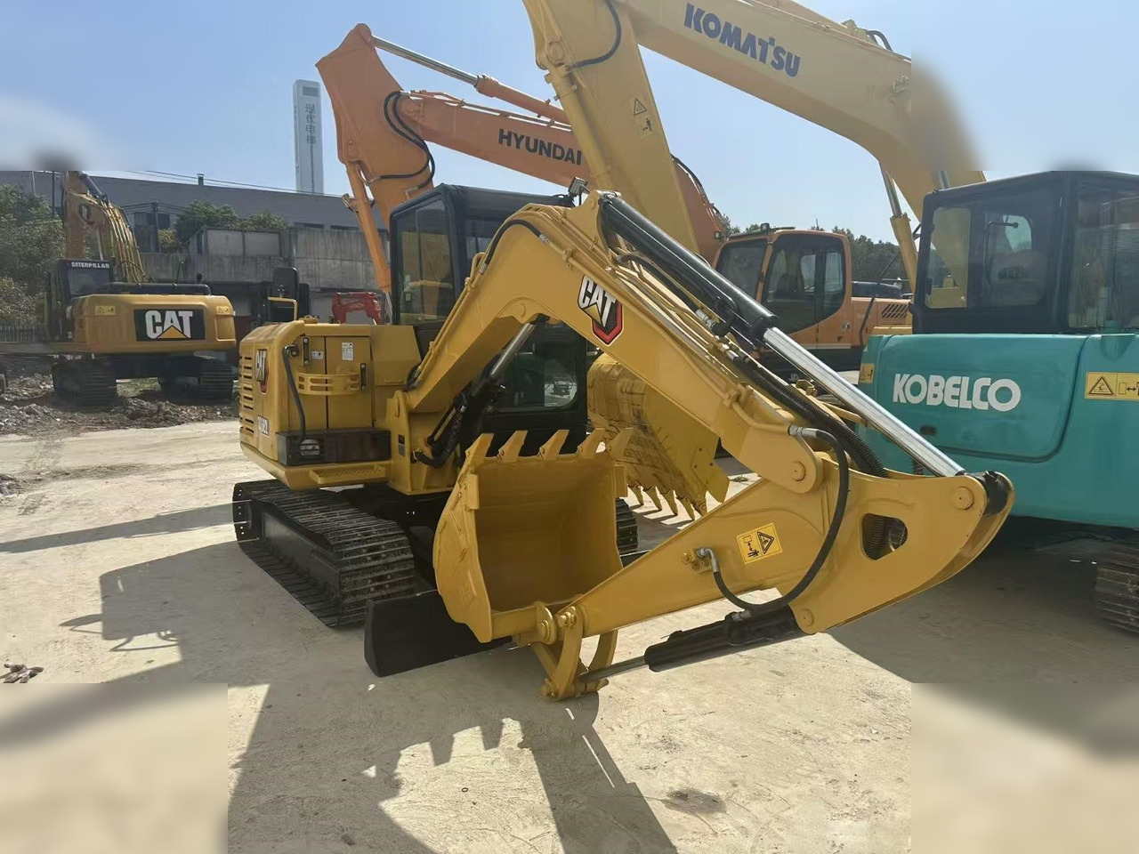 CATERPILLAR 306E2 - حفارات زحافة: صور 5 CATERPILLAR 306E2 - حفارات زحافة: صور 5