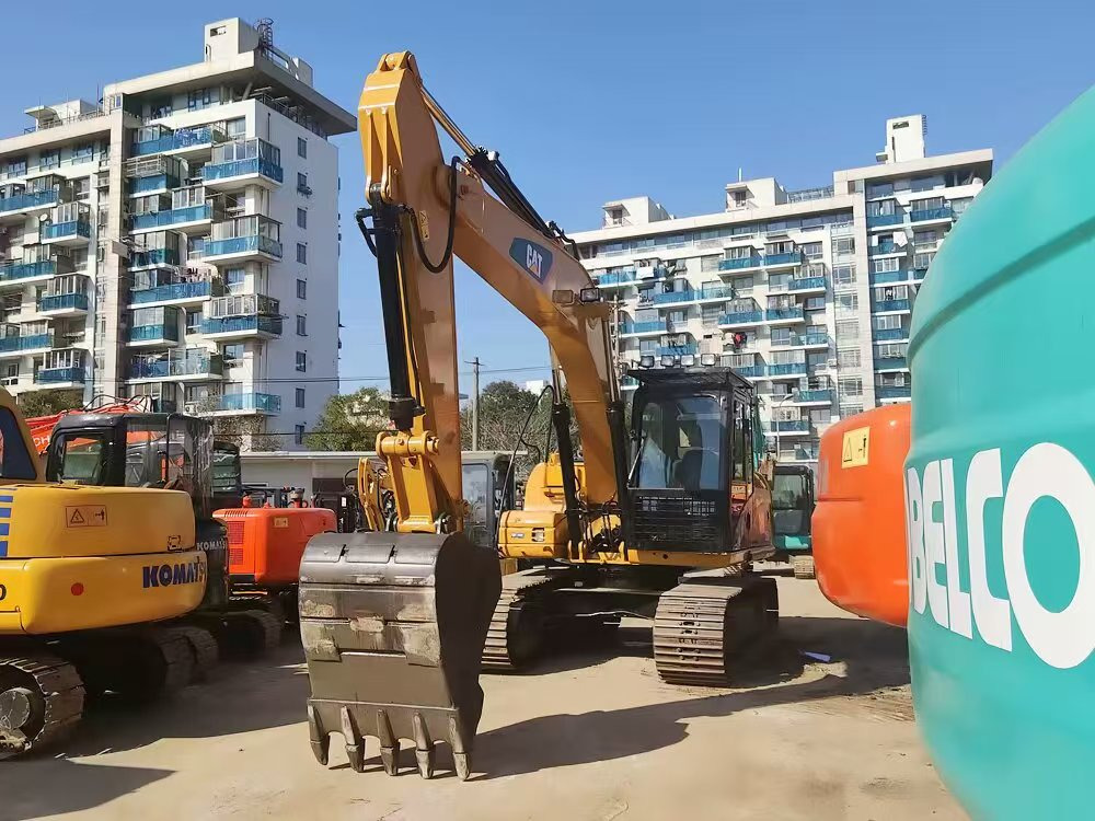 CATERPILLAR 315D - حفارات زحافة: صور 4 CATERPILLAR 315D - حفارات زحافة: صور 4