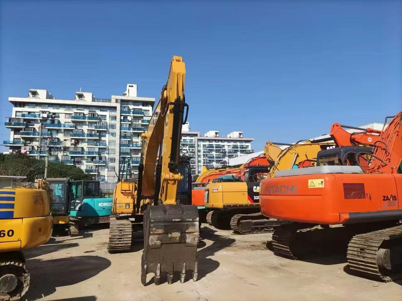 CATERPILLAR 315D - حفارات زحافة: صور 3 CATERPILLAR 315D - حفارات زحافة: صور 3