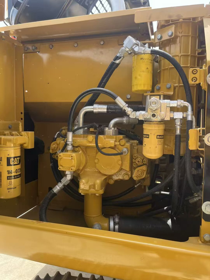 حفارات زحافة CATERPILLAR 323D2L: صور 14