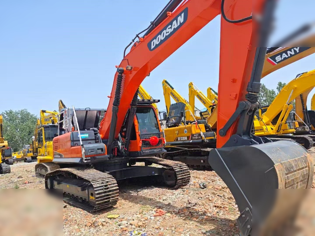 DOOSAN DX300 LC - حفارات زحافة: صور 2 DOOSAN DX300 LC - حفارات زحافة: صور 2