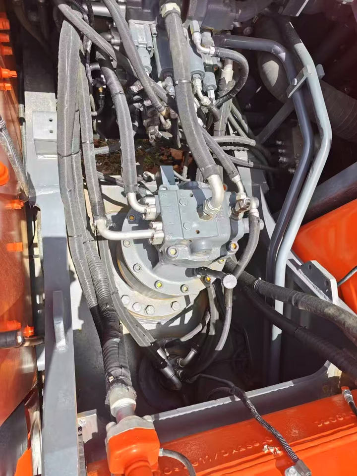 DOOSAN DX300 - حفارات زحافة: صور 3 DOOSAN DX300 - حفارات زحافة: صور 3