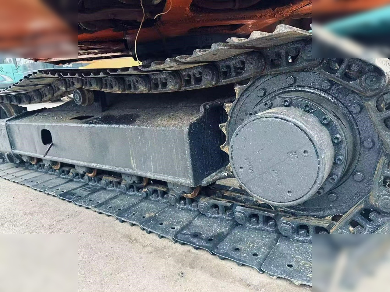 HITACHI EX60-5 - حفارات زحافة: صور 2 HITACHI EX60-5 - حفارات زحافة: صور 2