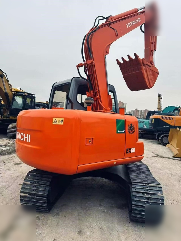 HITACHI EX60-5 - حفارات زحافة: صور 1 HITACHI EX60-5 - حفارات زحافة: صور 1