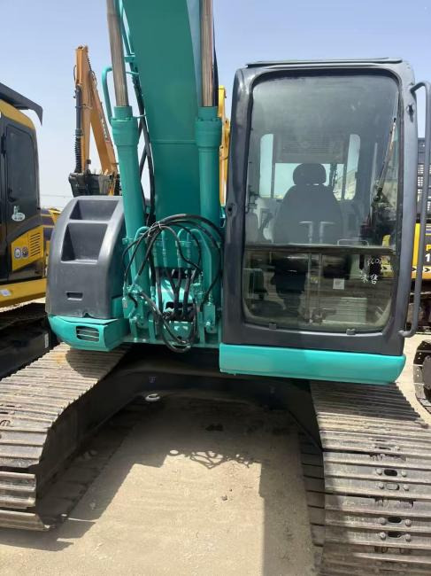 KOBELCO 135SR - حفارات زحافة: صور 3 KOBELCO 135SR - حفارات زحافة: صور 3
