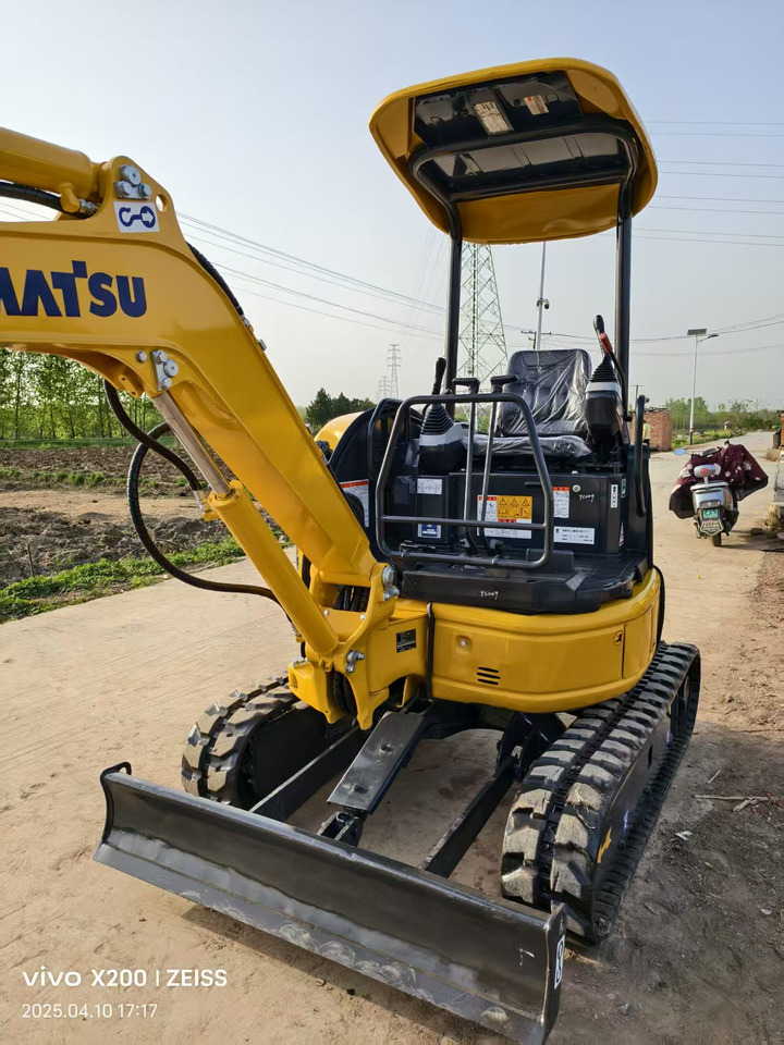 KOMATSU 20MR - حفارة مصغرة: صور 4 KOMATSU 20MR - حفارة مصغرة: صور 4
