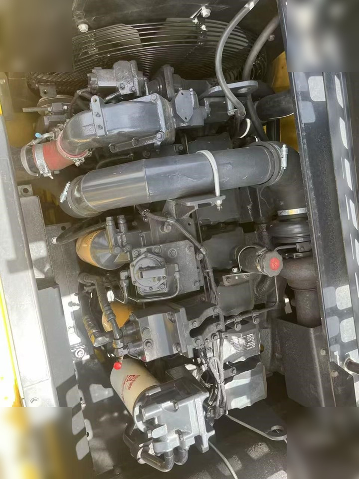 حفارات زحافة KOMATSU PC400 LC-8: صور 10