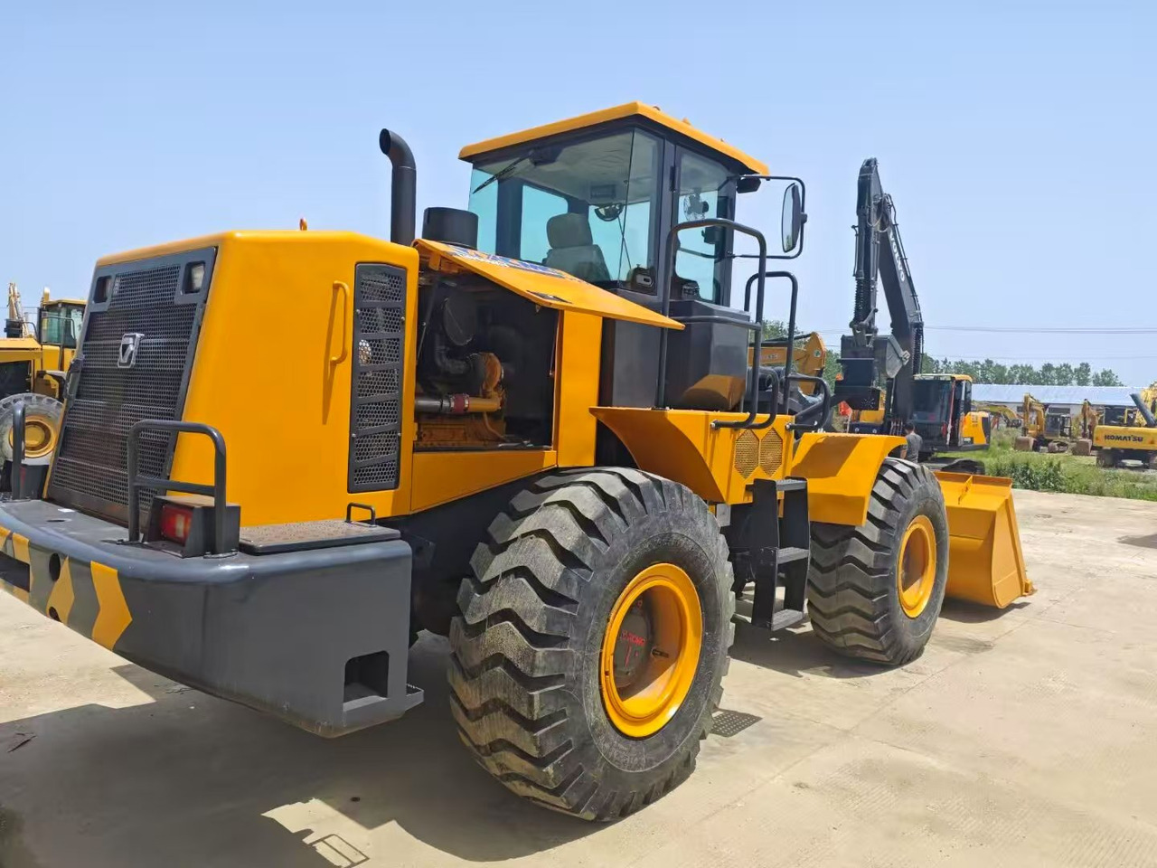 اللودر بعجل SDLG lw500kw: صور 9