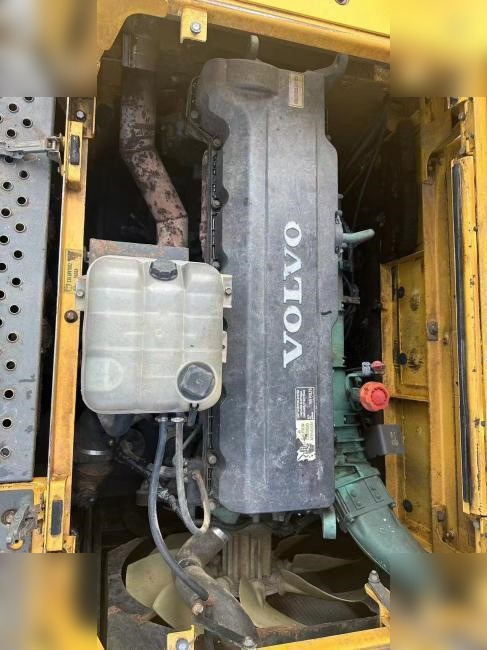 VOLVO EC480D - حفارات زحافة: صور 5 VOLVO EC480D - حفارات زحافة: صور 5