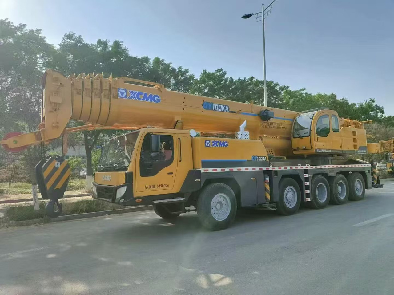 XCMG 100-ton - موبايل كرين: صور 4 XCMG 100-ton - موبايل كرين: صور 4