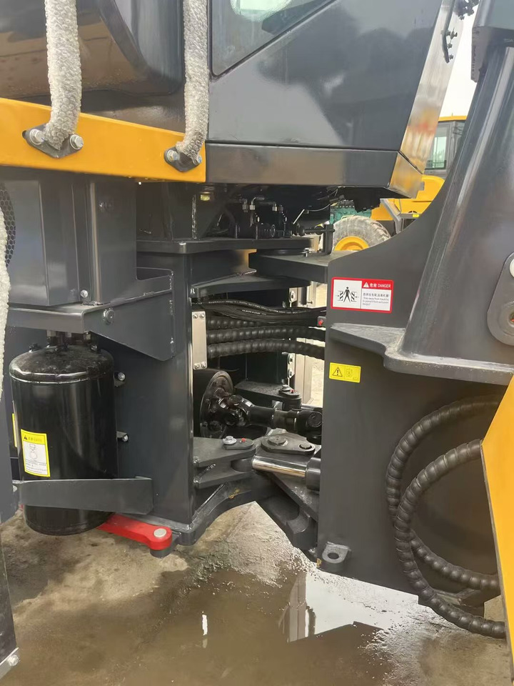 XCMG ZL50GN - اللودر بعجل: صور 5 XCMG ZL50GN - اللودر بعجل: صور 5
