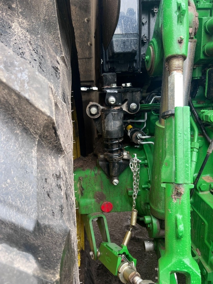 John Deere 6195M - جرار: صور 4 John Deere 6195M - جرار: صور 4