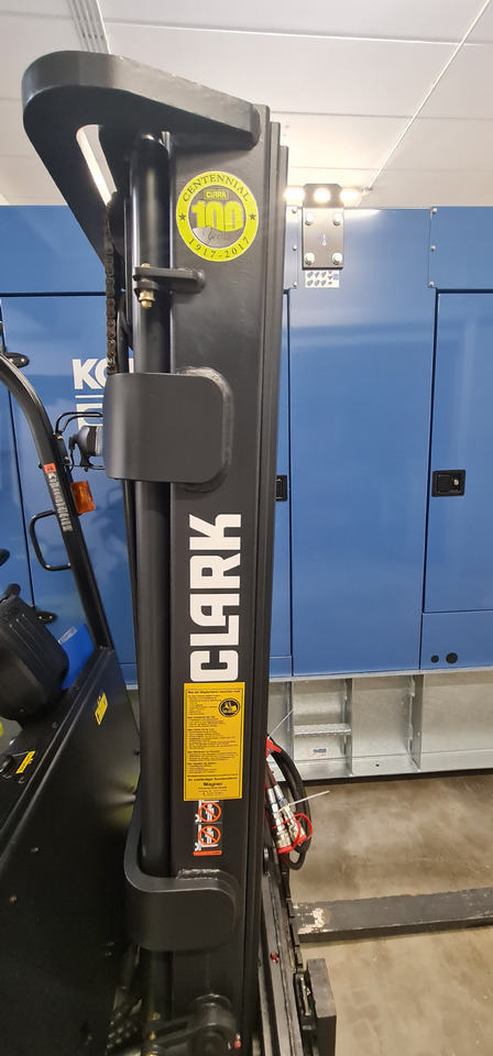 CLARK GTX 20 S - رافعة شوكية كهربائية: صور 3 CLARK GTX 20 S - رافعة شوكية كهربائية: صور 3