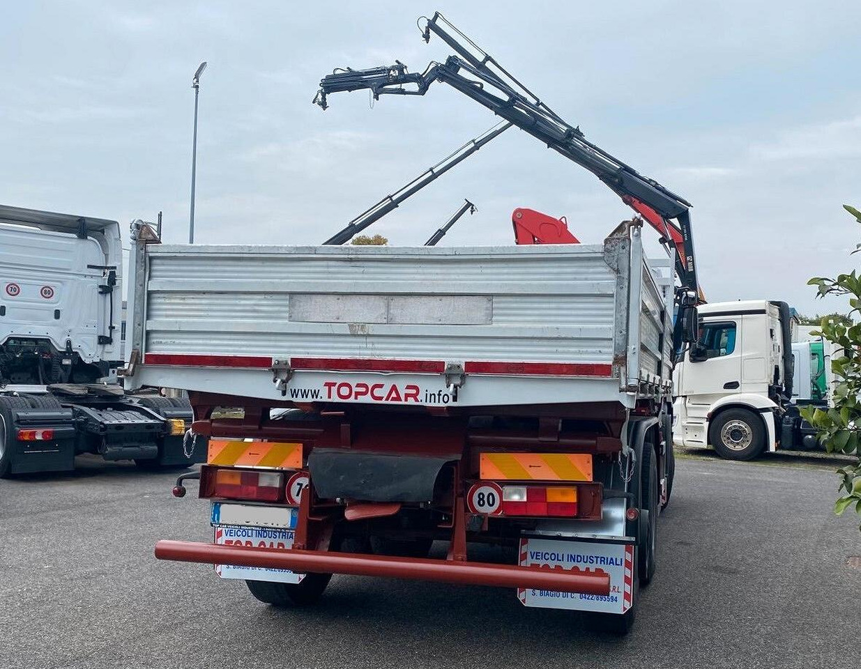 IVECO 440E38 RIBALTABILE TRILATERALE E GRU FASSI - شاحنات مسطحة, شاحنة كرين: صور 4 IVECO 440E38 RIBALTABILE TRILATERALE E GRU FASSI - شاحنات مسطحة, شاحنة كرين: صور 4