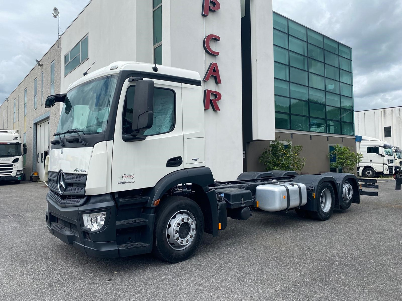 MERCEDES-BENZ ANTOS 25.40 - الشاسيه شاحنة: صور 1 MERCEDES-BENZ ANTOS 25.40 - الشاسيه شاحنة: صور 1