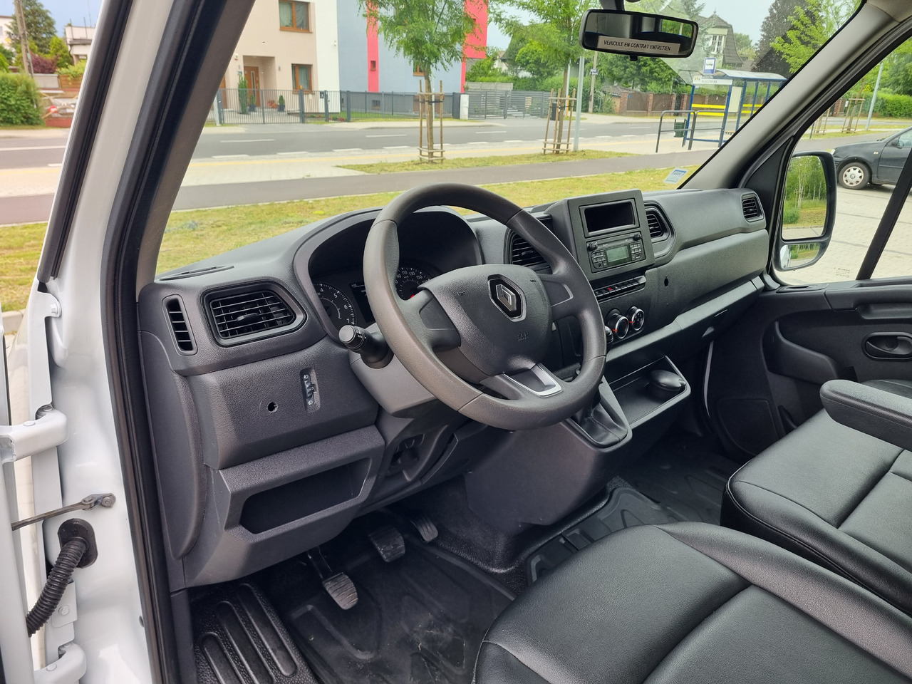 الشاحنات الصغيرة المسطحة RENAULT Master: صور 15