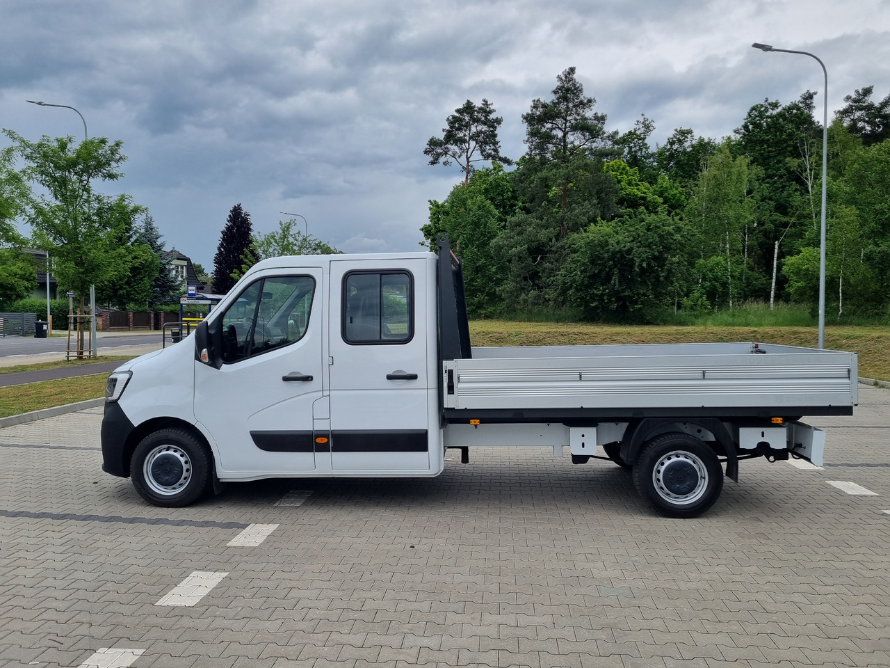 الشاحنات الصغيرة المسطحة RENAULT Master: صور 9