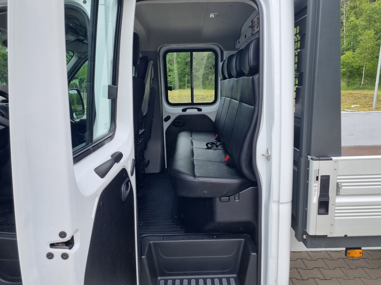 الشاحنات الصغيرة المسطحة RENAULT Master: صور 18