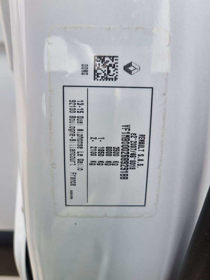 الشاحنات الصغيرة المسطحة RENAULT Master: صور 25