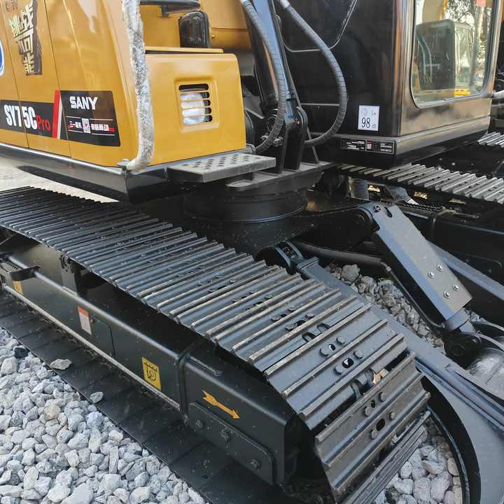 China Brand Used Sany Sy75c Mini Excavator 6ton Crawler Earth Digger Machine for Sale - حفارة مصغرة: صور 3 China Brand Used Sany Sy75c Mini Excavator 6ton Crawler Earth Digger Machine for Sale - حفارة مصغرة: صور 3