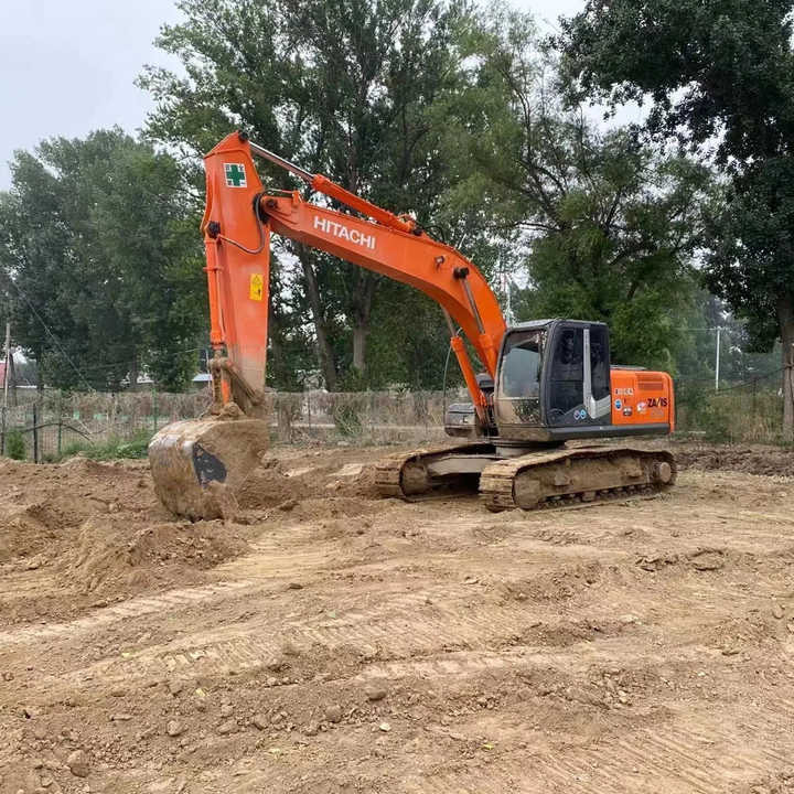 Original Japan Hitachi ZX210-3 Excavator Hitachi Excavator in Low Price for Hot Sale - حفارات زحافة: صور 1 Original Japan Hitachi ZX210-3 Excavator Hitachi Excavator in Low Price for Hot Sale - حفارات زحافة: صور 1