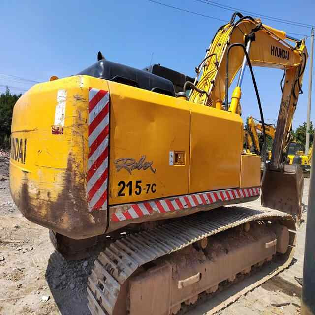 Second-hand Original Hyundai R215-7C Crawler Excavator - حفارة: صور 2 Second-hand Original Hyundai R215-7C Crawler Excavator - حفارة: صور 2