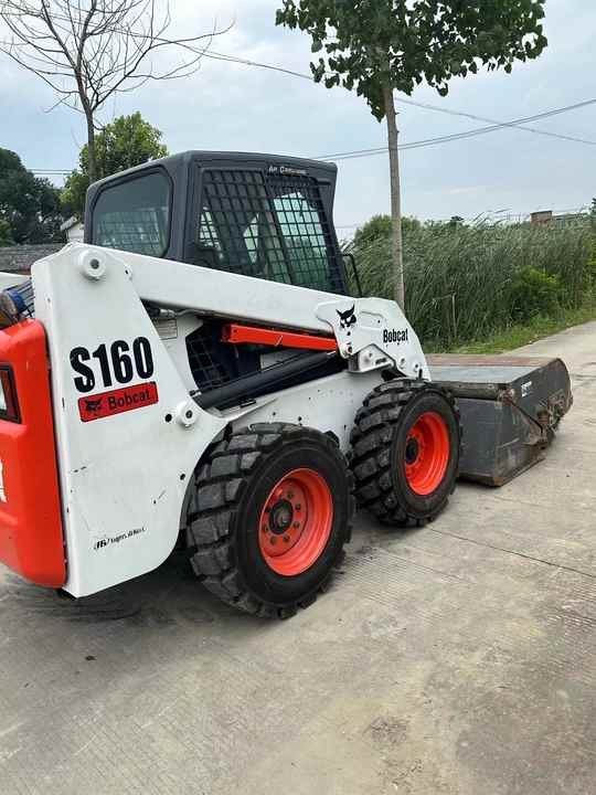 Used Bob Cat Bob Cat S160 Used Mini Skid Steer Wheel Loader Multifunctional Track Loaders Bobcat S160 2.7 Ton - شيول صغير: صور 4 Used Bob Cat Bob Cat S160 Used Mini Skid Steer Wheel Loader Multifunctional Track Loaders Bobcat S160 2.7 Ton - شيول صغير: صور 4