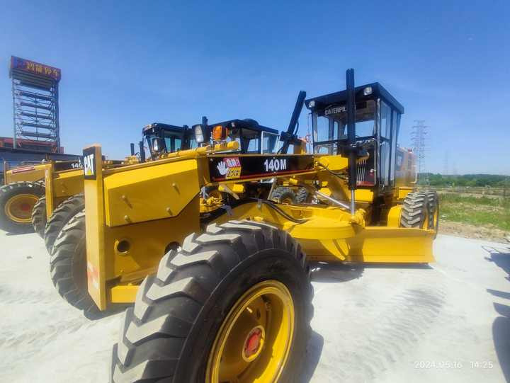 Used Cat 140m Grader on Hot Sale Used Cat 14h 14g 140h 140g140m in Stock Motor Grader Equipment - آلة تسوية الأرض: صور 4 Used Cat 140m Grader on Hot Sale Used Cat 14h 14g 140h 140g140m in Stock Motor Grader Equipment - آلة تسوية الأرض: صور 4