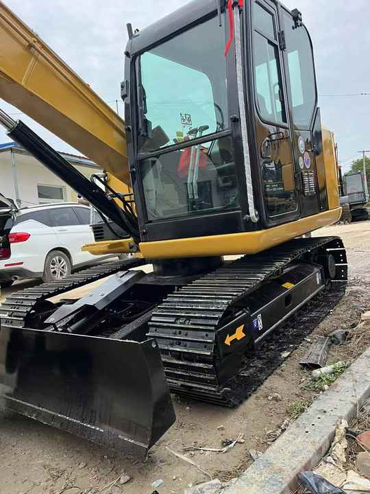Used Caterpillar CAT 307E2 Crawler Mini Hydraulic Digger Second Hand Cat 307E2 Excavator - حفارة: صور 5 Used Caterpillar CAT 307E2 Crawler Mini Hydraulic Digger Second Hand Cat 307E2 Excavator - حفارة: صور 5