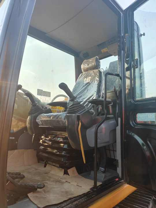 Used Crawler Caterpillar 315D Excavator for Sale Used Engineering & Construction Machinery - حفارات زحافة: صور 5 Used Crawler Caterpillar 315D Excavator for Sale Used Engineering & Construction Machinery - حفارات زحافة: صور 5