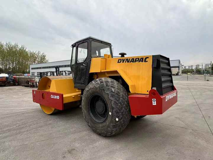 Used Heavy Construction Equipment Dynapac Ca301d Second Hand Road Rollers Used Machine Hot Sale - مدماج: صور 4 Used Heavy Construction Equipment Dynapac Ca301d Second Hand Road Rollers Used Machine Hot Sale - مدماج: صور 4