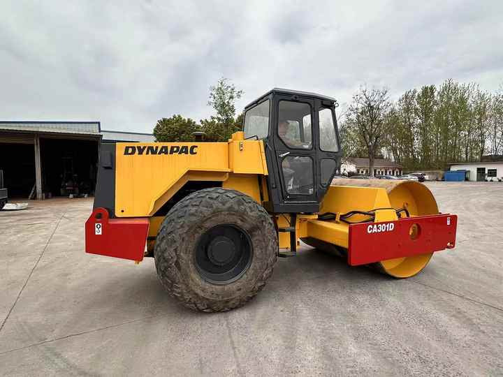 Used Heavy Construction Equipment Dynapac Ca301d Second Hand Road Rollers Used Machine Hot Sale - مدماج: صور 5 Used Heavy Construction Equipment Dynapac Ca301d Second Hand Road Rollers Used Machine Hot Sale - مدماج: صور 5