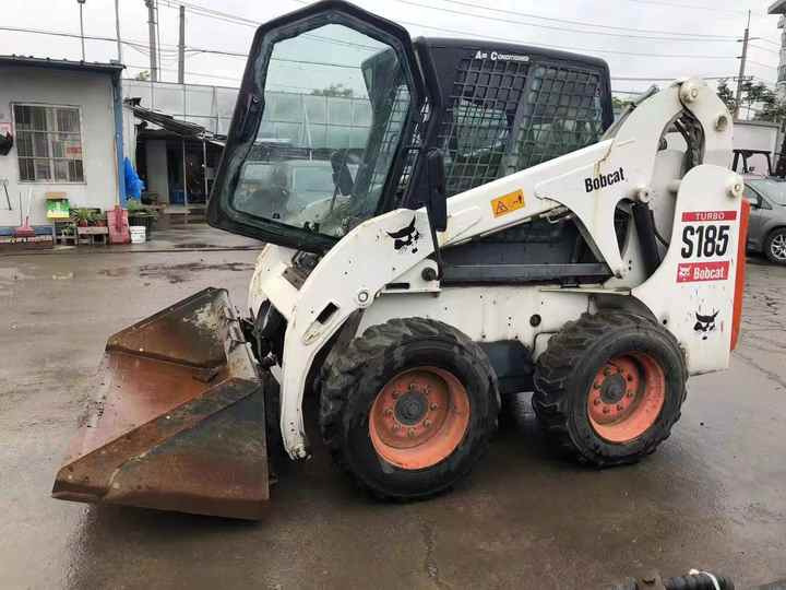 Used Small Loader Bobcat S130 S160 S185 Skid Steer Loader With Good Condition - شيول صغير: صور 5 Used Small Loader Bobcat S130 S160 S185 Skid Steer Loader With Good Condition - شيول صغير: صور 5