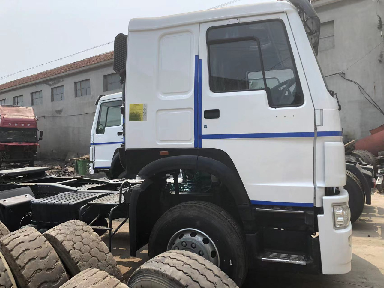 Howo HOWO 371 - شاحنة جرار: صور 5 Howo HOWO 371 - شاحنة جرار: صور 5