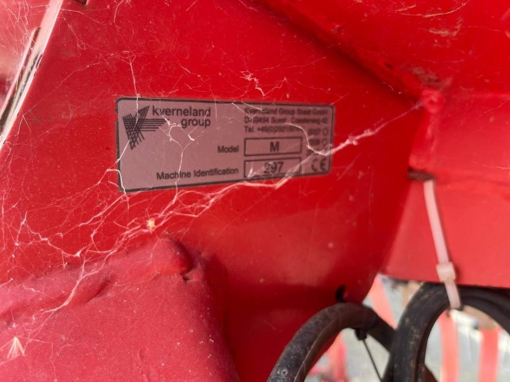 Accord M DRILL PRO - وضع البذور فى خطوط: صور 4 Accord M DRILL PRO - وضع البذور فى خطوط: صور 4