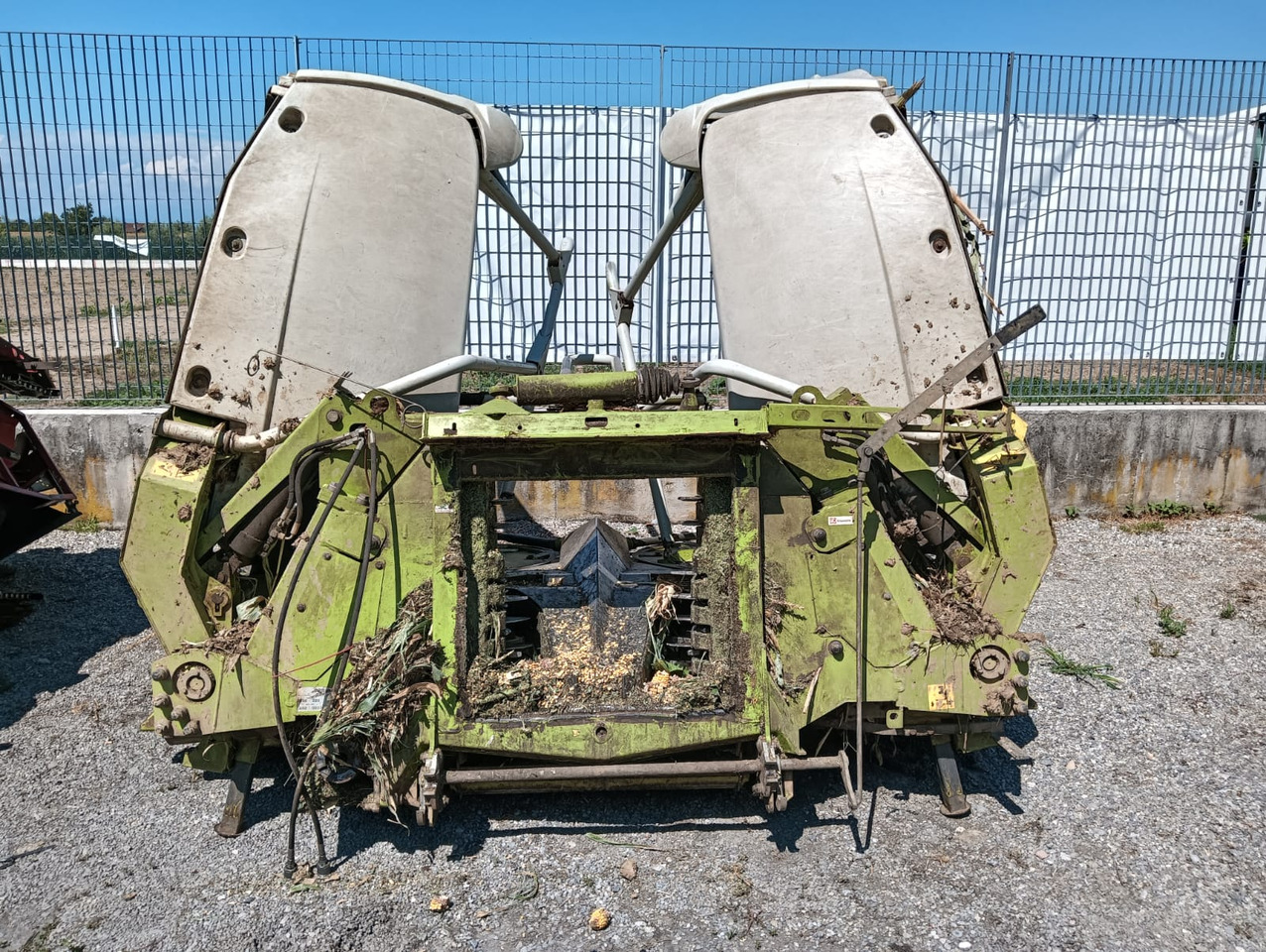 CLAAS ORBIS 600 - معدات حصادة الأعلاف: صور 2 CLAAS ORBIS 600 - معدات حصادة الأعلاف: صور 2