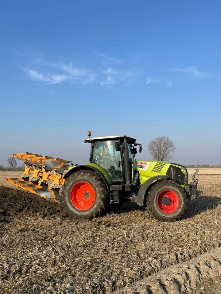 Claas Arion 630 - جرار: صور 2 Claas Arion 630 - جرار: صور 2