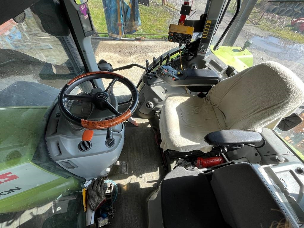 Claas Arion 630 - جرار: صور 3 Claas Arion 630 - جرار: صور 3