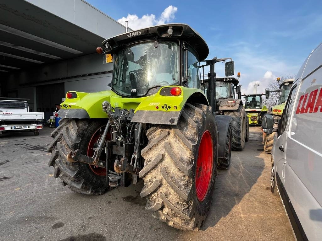 Claas Arion 650 - جرار: صور 5 Claas Arion 650 - جرار: صور 5