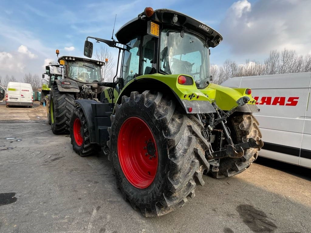 Claas Arion 650 - جرار: صور 2 Claas Arion 650 - جرار: صور 2
