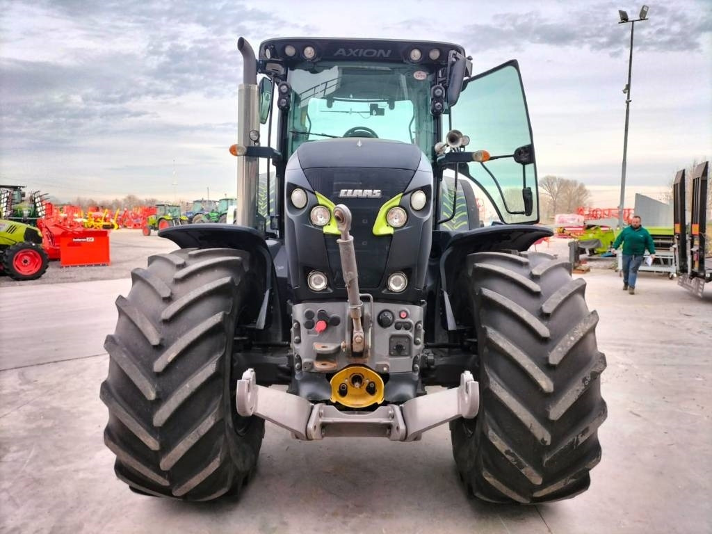 Claas Axion 810 - جرار: صور 2 Claas Axion 810 - جرار: صور 2
