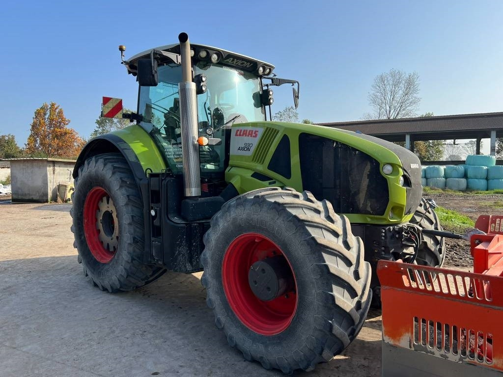 Claas Axion 930 - جرار: صور 1 Claas Axion 930 - جرار: صور 1