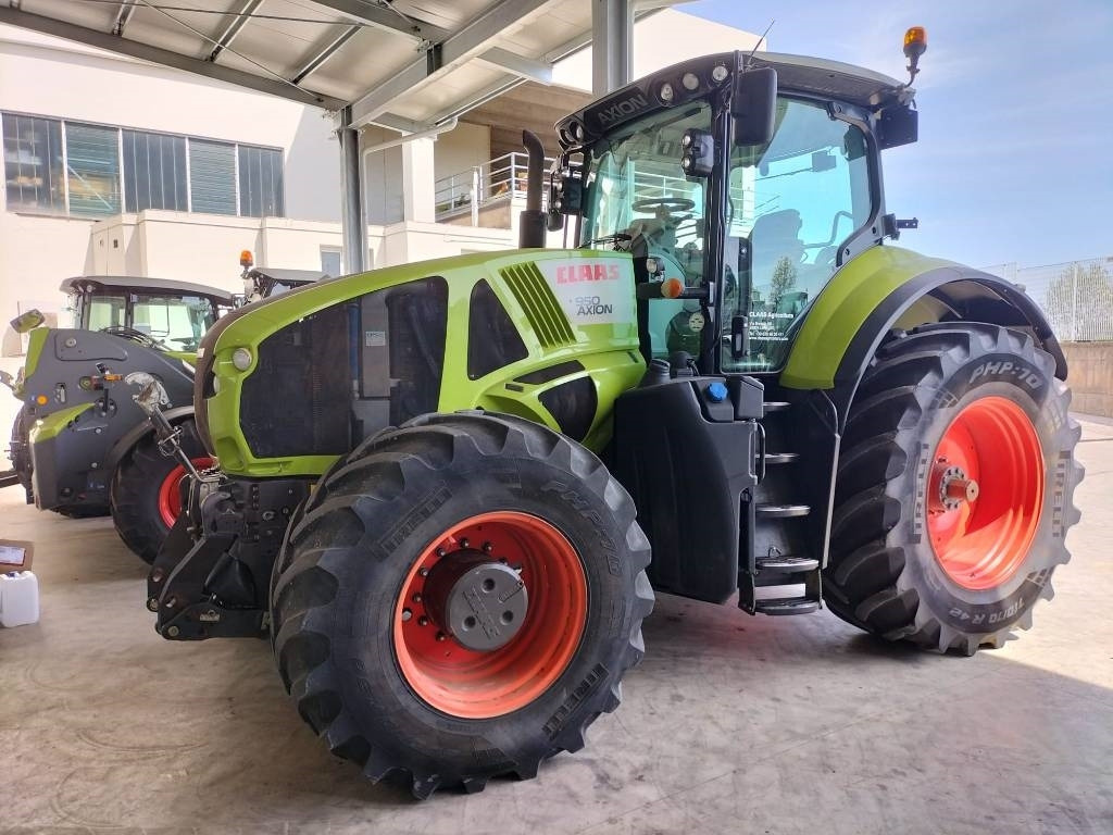 Claas Axion 950 Cmatic - جرار: صور 3 Claas Axion 950 Cmatic - جرار: صور 3
