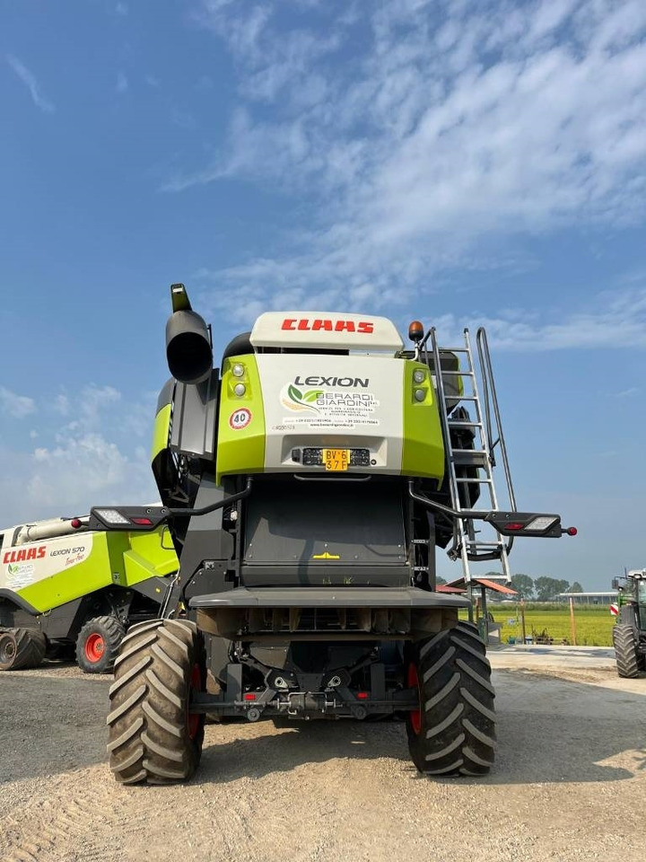 Claas LEXION 7600 TT - حصادة شاملة: صور 3 Claas LEXION 7600 TT - حصادة شاملة: صور 3