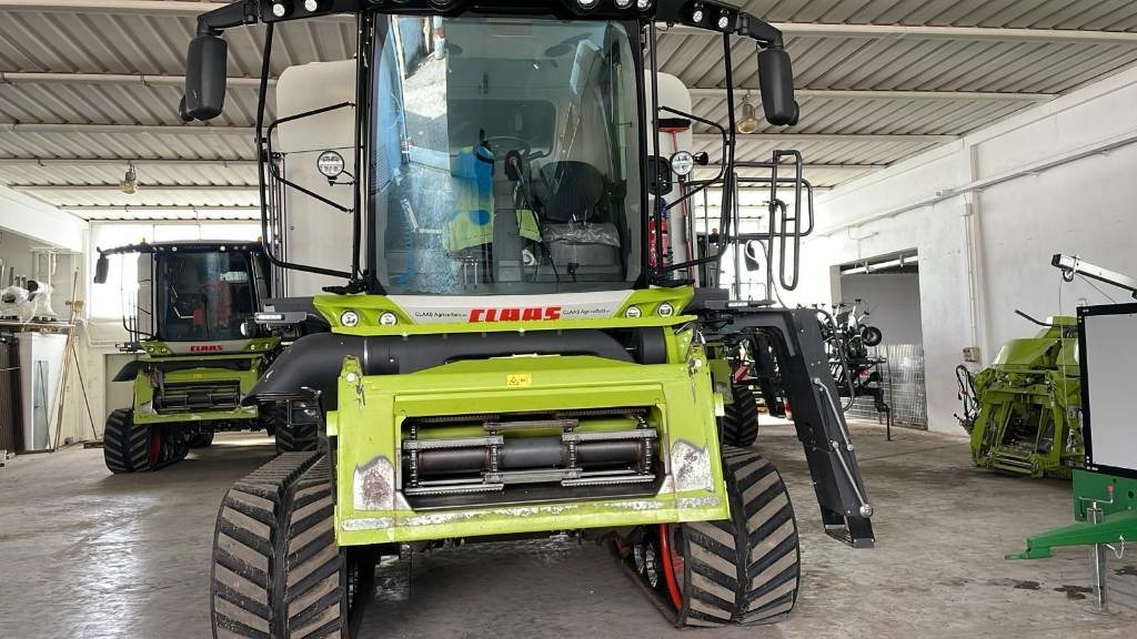 Claas LEXION 7700 TT - حصادة شاملة: صور 4 Claas LEXION 7700 TT - حصادة شاملة: صور 4