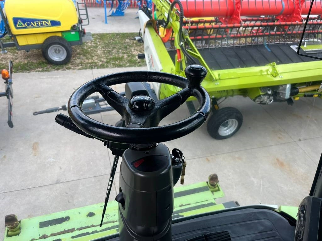 Claas Lexion 560 TT - حصادة شاملة: صور 3 Claas Lexion 560 TT - حصادة شاملة: صور 3