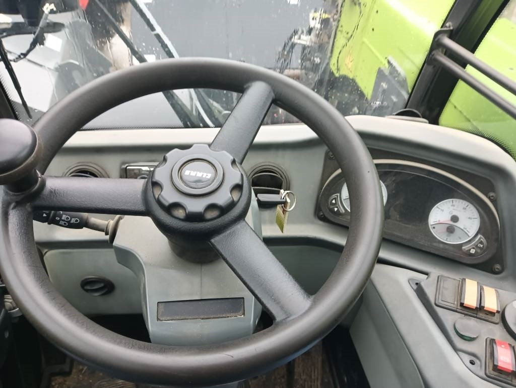 رافعة تلسكوبية Claas Scorpion 732: صور 6