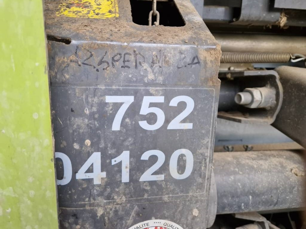 Claas VARIANT 380 PRO RF - مكبس القش الدائري: صور 2 Claas VARIANT 380 PRO RF - مكبس القش الدائري: صور 2